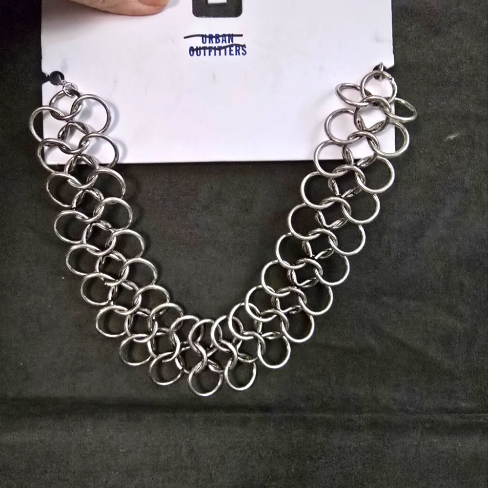 NEW URBAN OUTFITTERS NECKLACE 16" Long, Can be worn as a Choker - Picture 1 of 9
